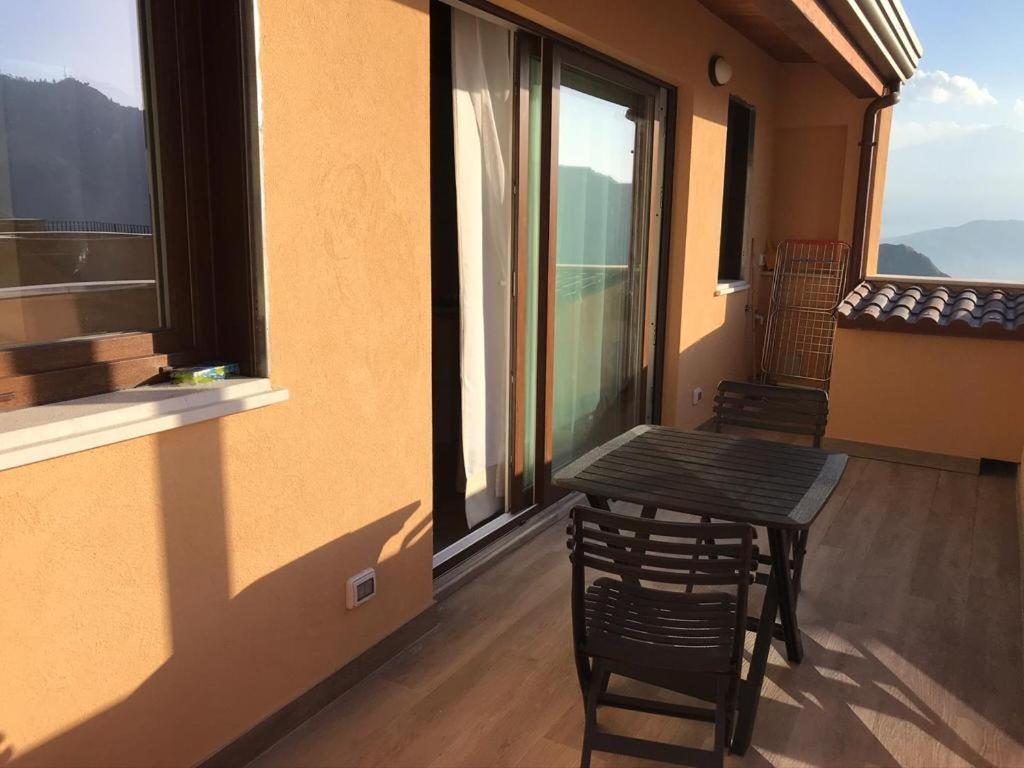 Casa Vacanza Cundari Castelmola Exterior foto